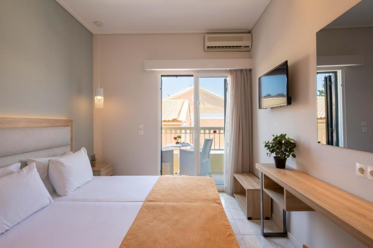 Hotel Rossis Месонґі Екстер'єр фото