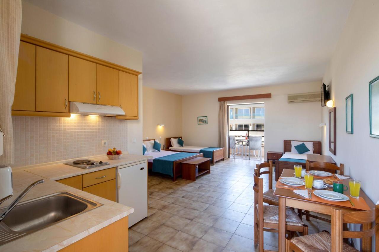 Hotel Rossis Месонґі Екстер'єр фото