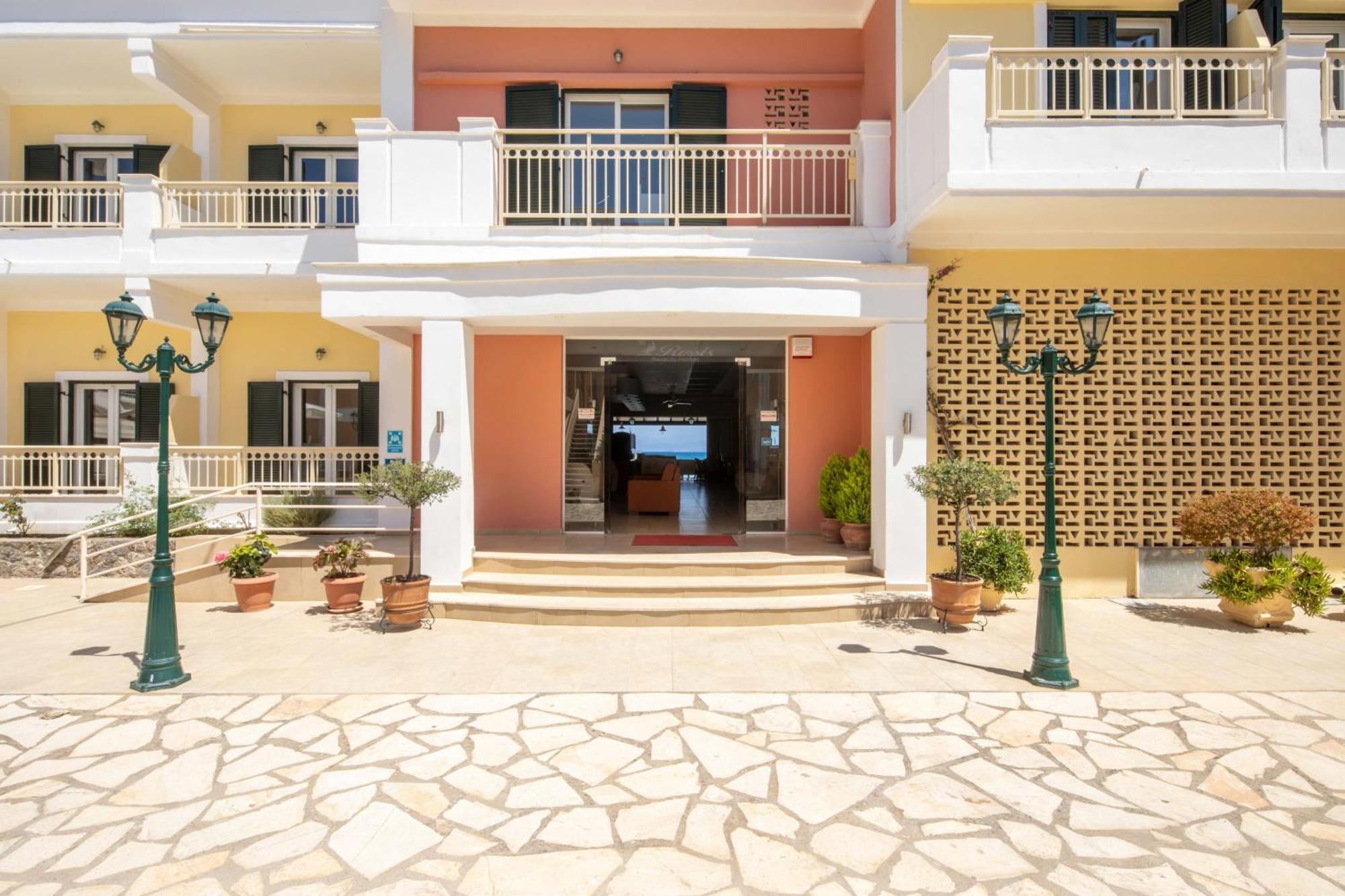 Hotel Rossis Месонґі Екстер'єр фото