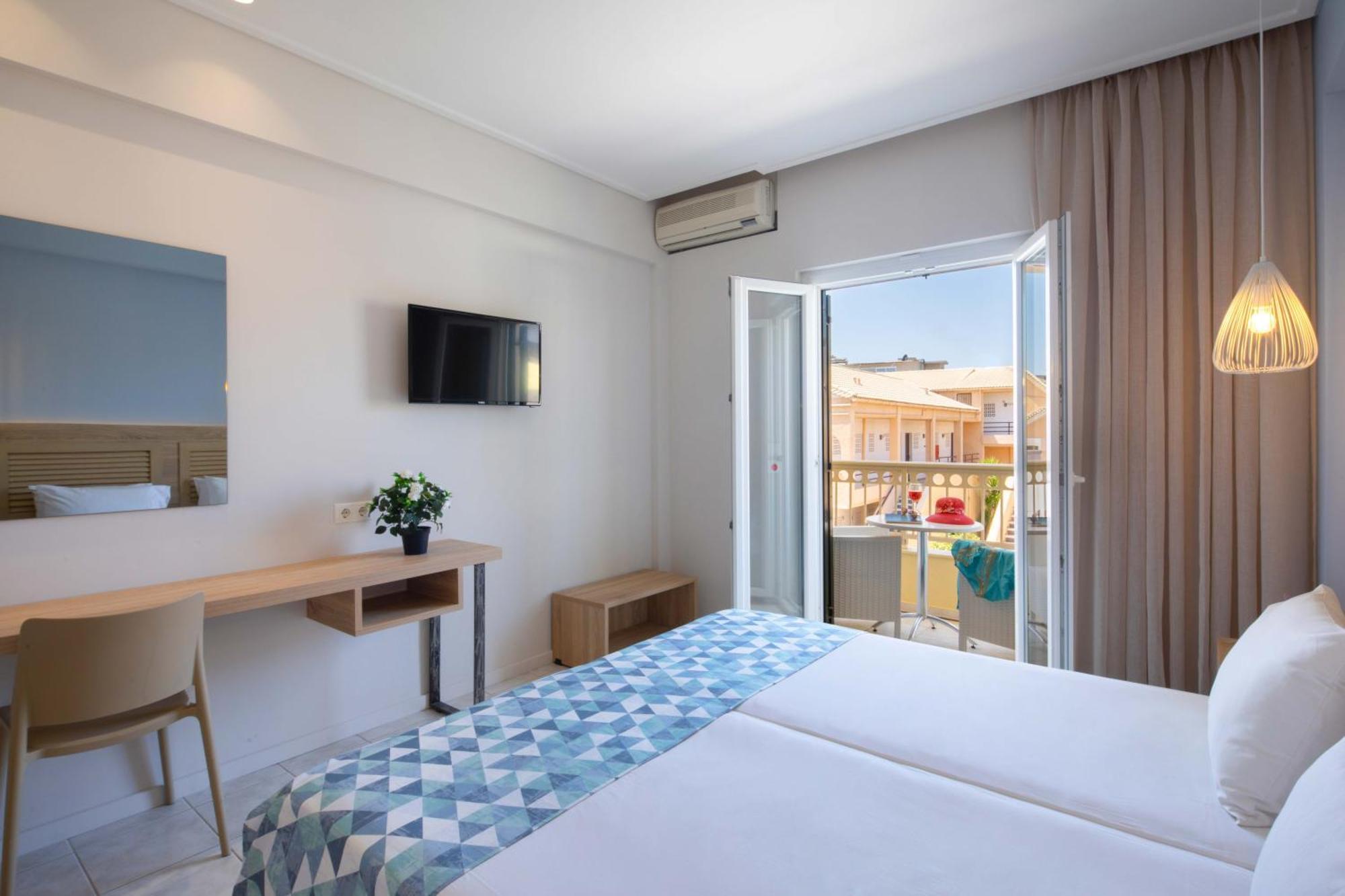 Hotel Rossis Месонґі Екстер'єр фото