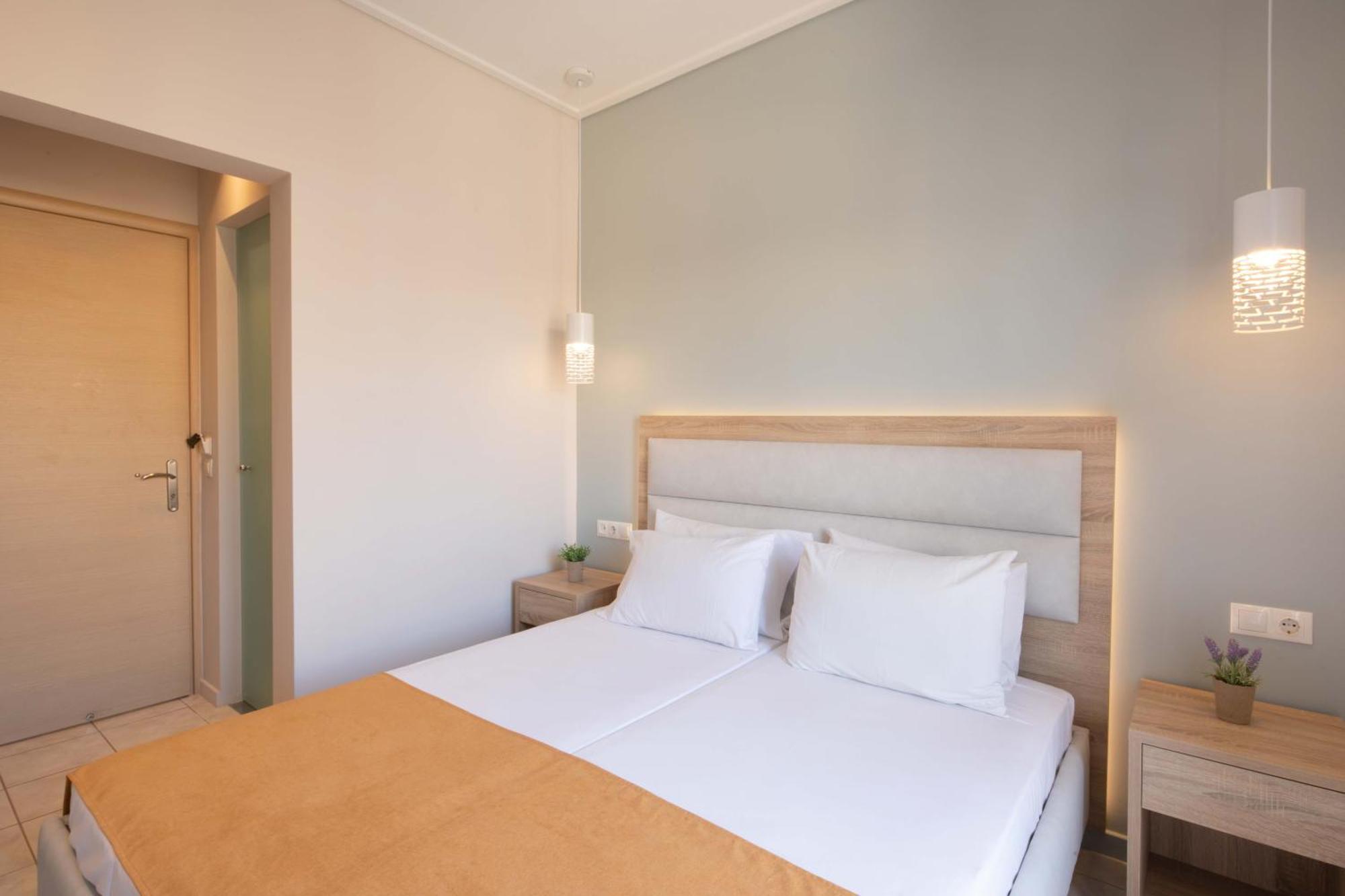 Hotel Rossis Месонґі Екстер'єр фото